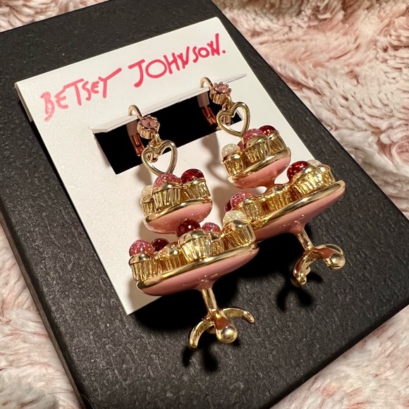 Betsey Johnson Gold Tone Two Tier Cupcake Stand Drop Earrings | NEW - Picture 6 of 6